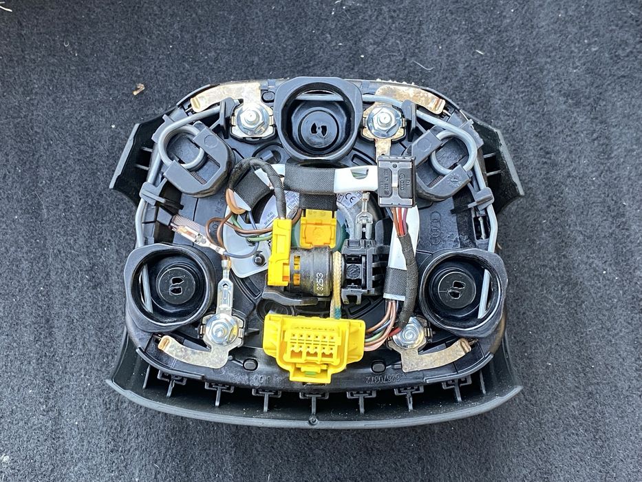 Подушка безпеки в кермо руль airbag водійська audi q7 4m чорна usa