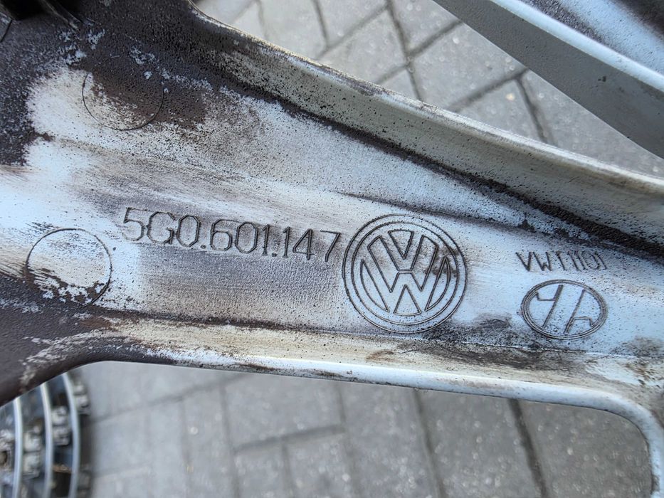 Kołpaki 15” Volkswagen 5G0601147 N5258