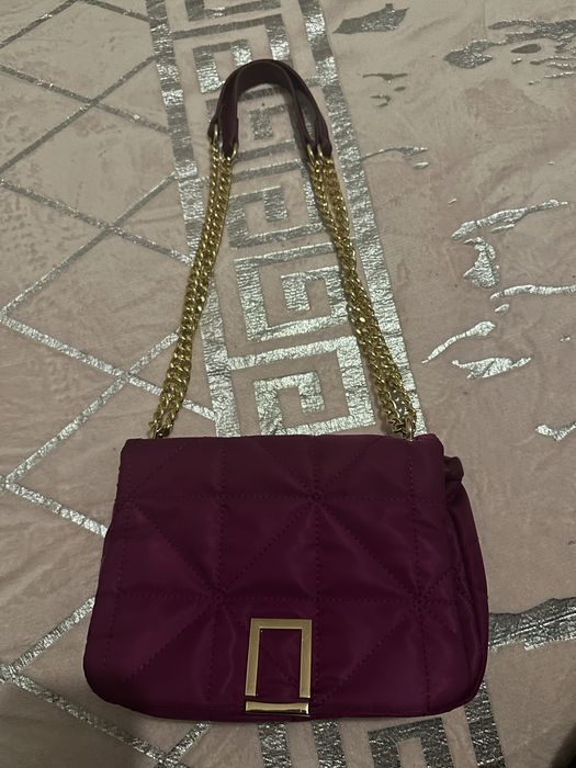 Bolsas novas e lindas