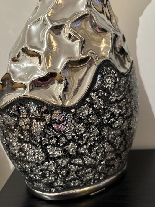 Decorative Vase64873978556802121