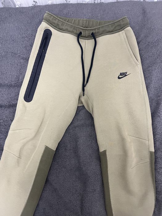Штани Nike tech fleece