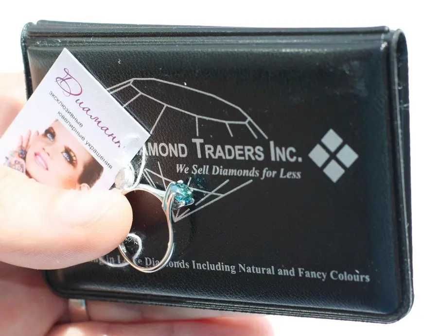 Синий голубой бриллиант для кольца 0,56 карат, ø5,16 мм с Сертификатом