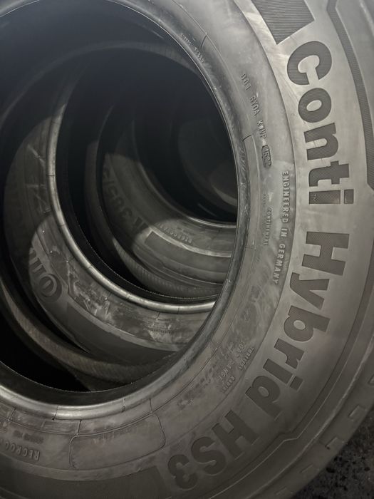 шина вантажна б/в 275/70R22,5 Continental HS3 Hybrid (2 шт.)
