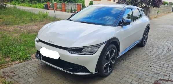 Kia  E V6   2023