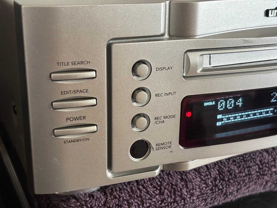 Odtwarzacz Mini Disc Universum MD 4085 - 100% OK