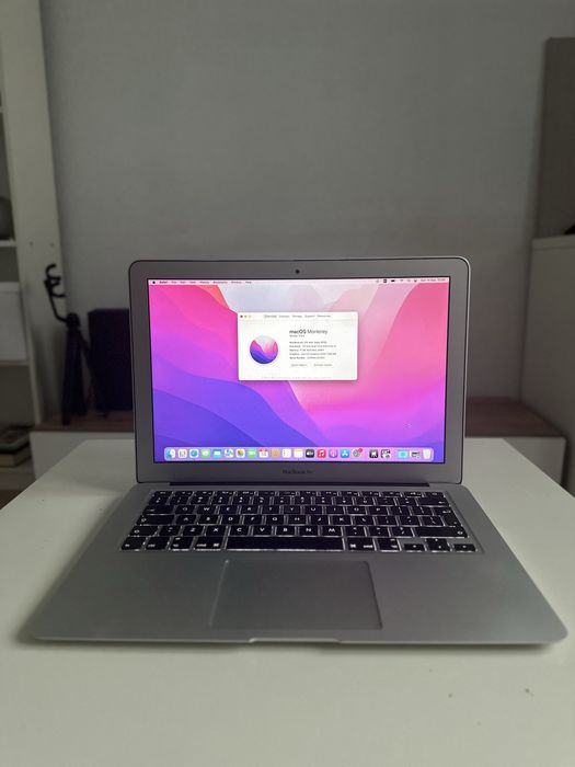 MacBook Air 13” (Early 2015) – lekki, niezawodny i gotowy do pracy
