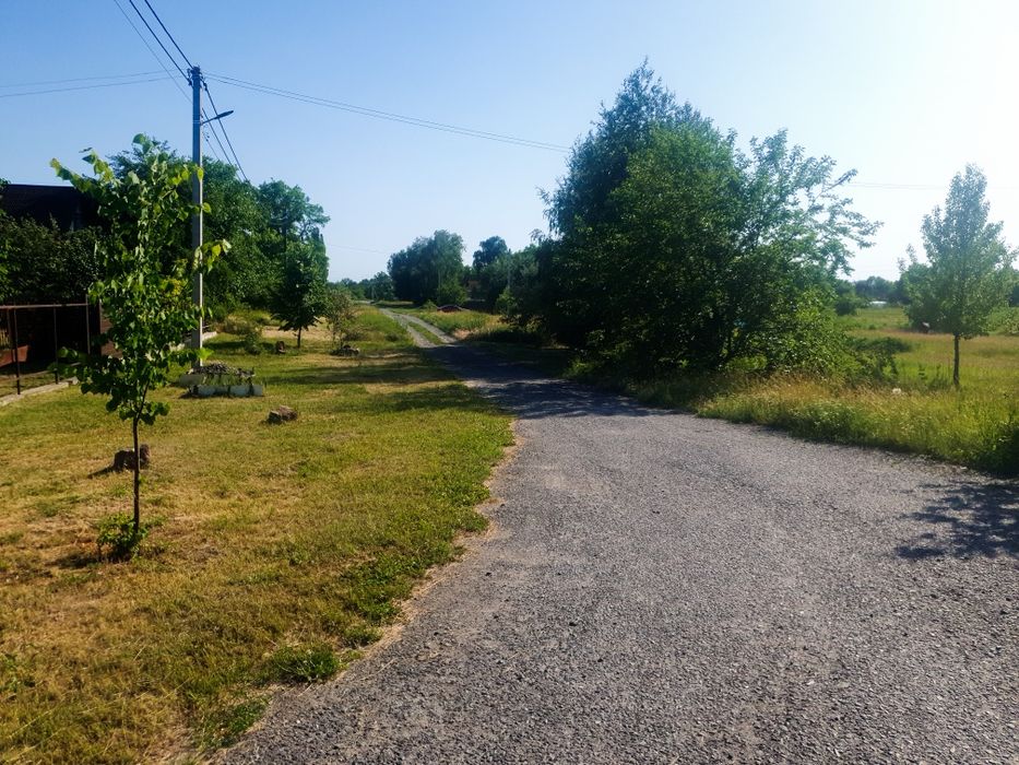 Ділянка в Горобіїївці 52  сотки з комунікаціями.