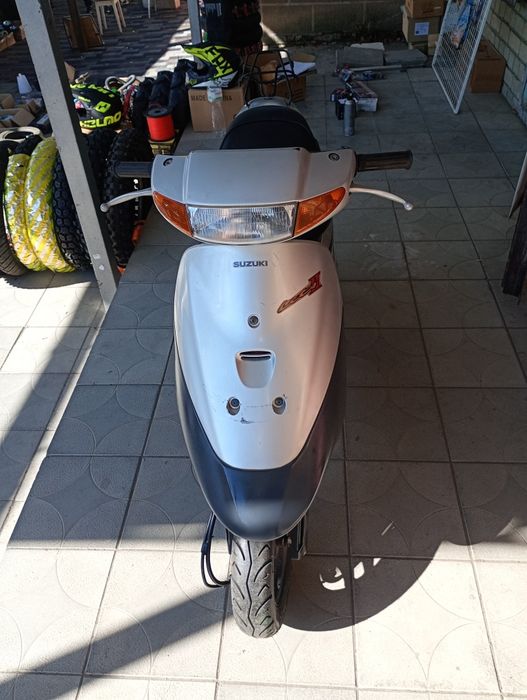 Продам скутер сузукі летс 2