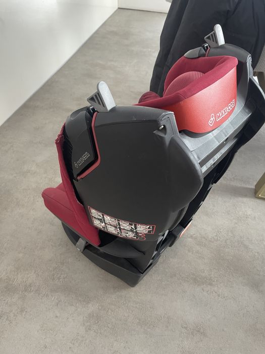 Fotelik samochodowy maxi-cosi tobi na pasy