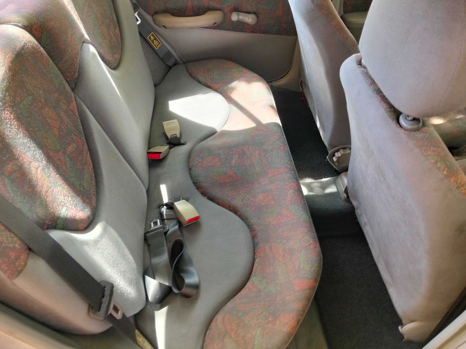 Nissam Micra 16 v. com apenas 86 mil km comprováveis