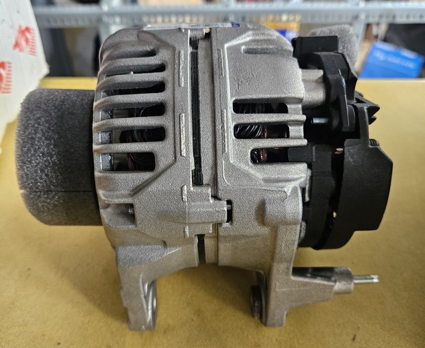 Audi A3 A4 nowy alternator AS A0042PR 90A VW Golf 1.6 1.8 1.9 TDI