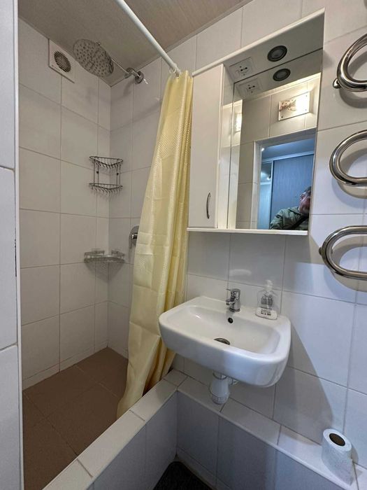 Вул. Іллєнка Юрія (Мельникова) буд.85, метро Дорогожичі