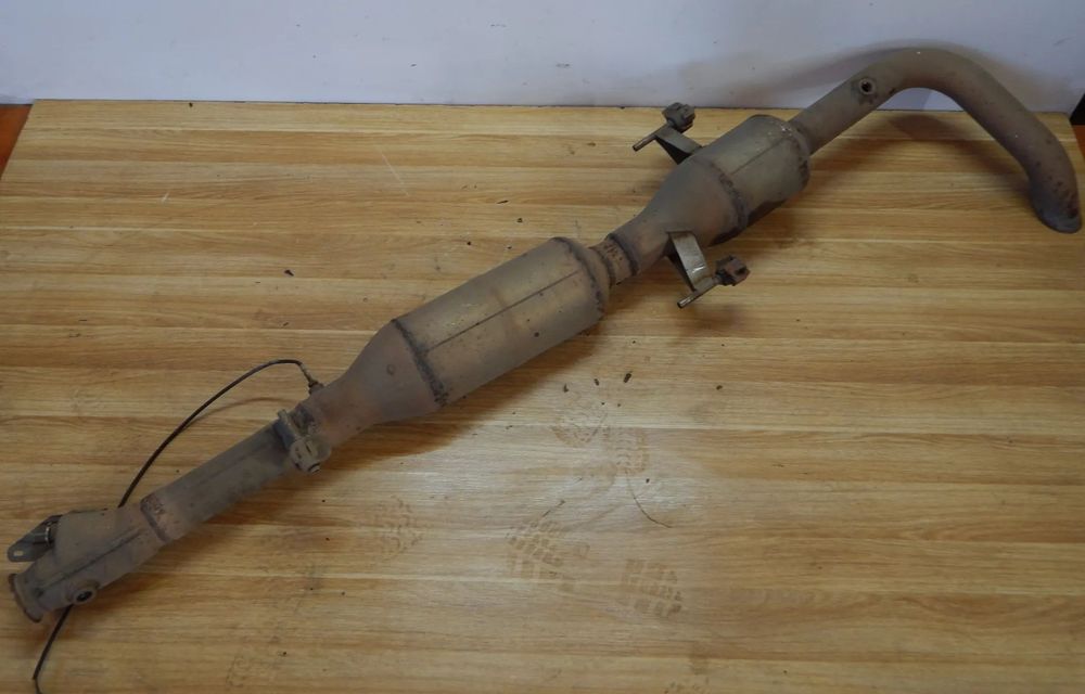 Tłumik tłumnik wydech dpf katalizator 2.3 dci M9T  MASTER III movano nv400 15-21 Łuków części