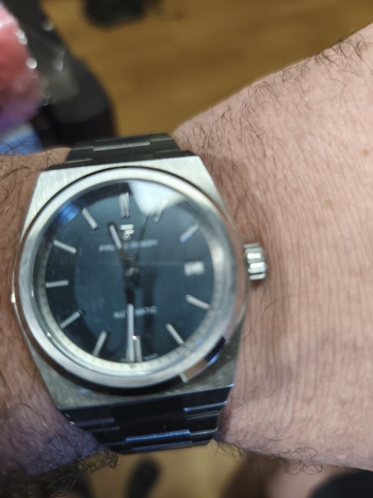 Продам годинник новий