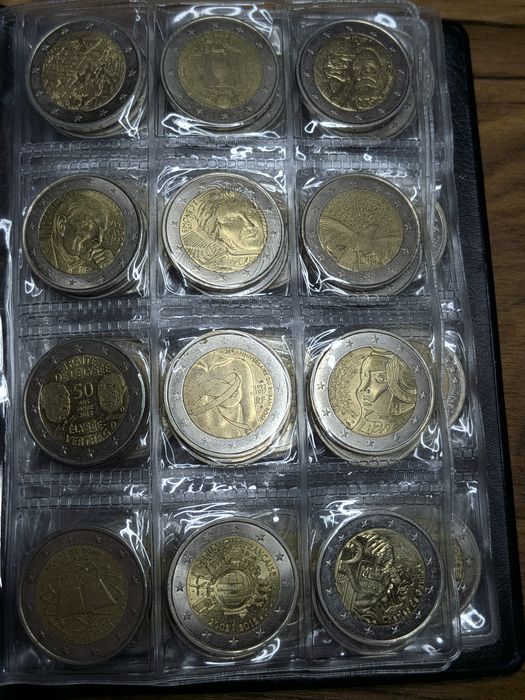 139 Moedas 2€ comemorativas