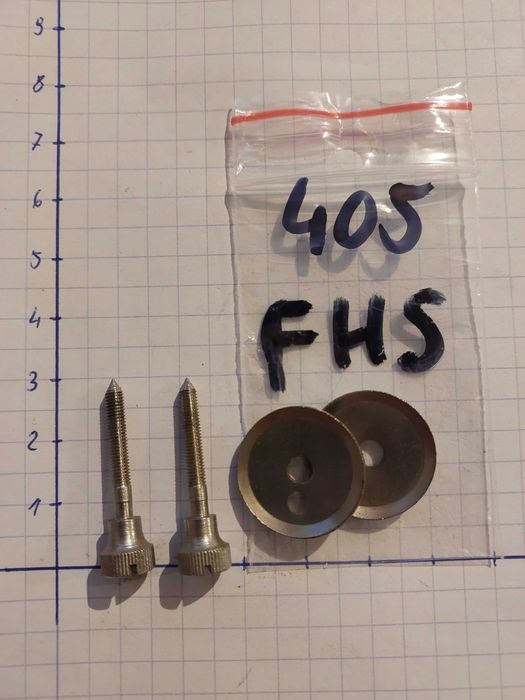 405 Śruby mocowania mechanizmu zegara FHS 3mm