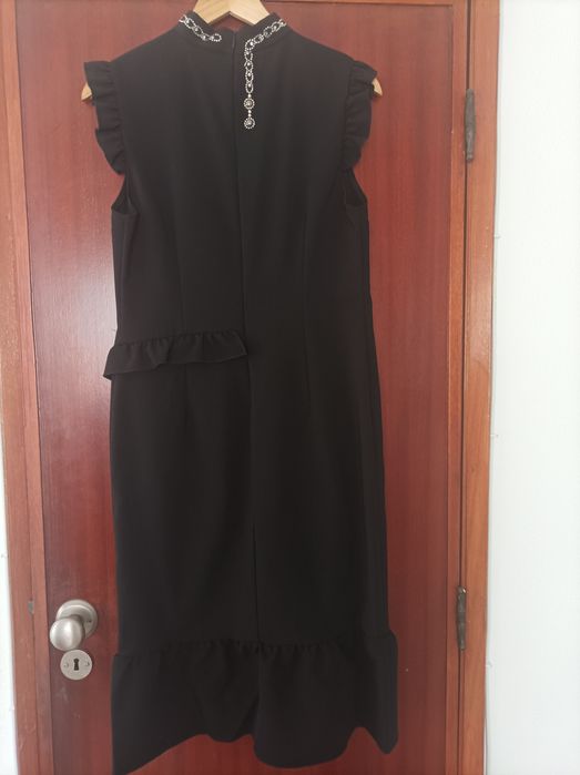 Vestido preto senhora