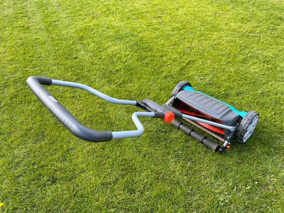 Газонокосарка механічна ручна Gardena 400 C Comfort