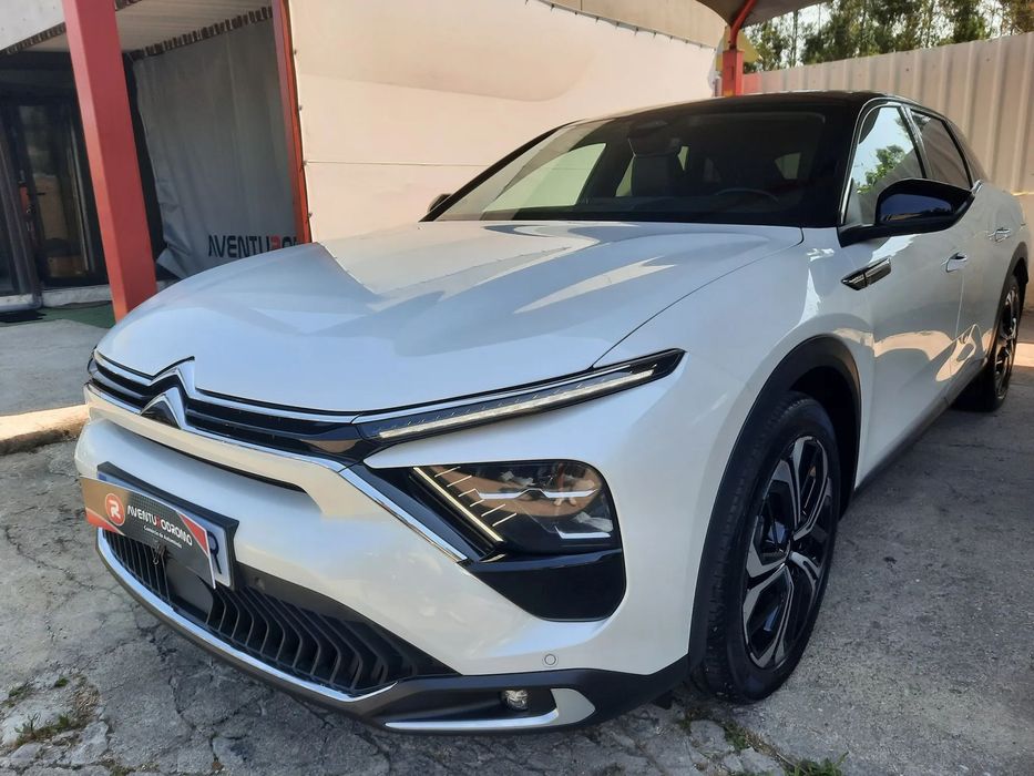 Citroën C5 X 1.6 Hybrid Shine e-EAT8