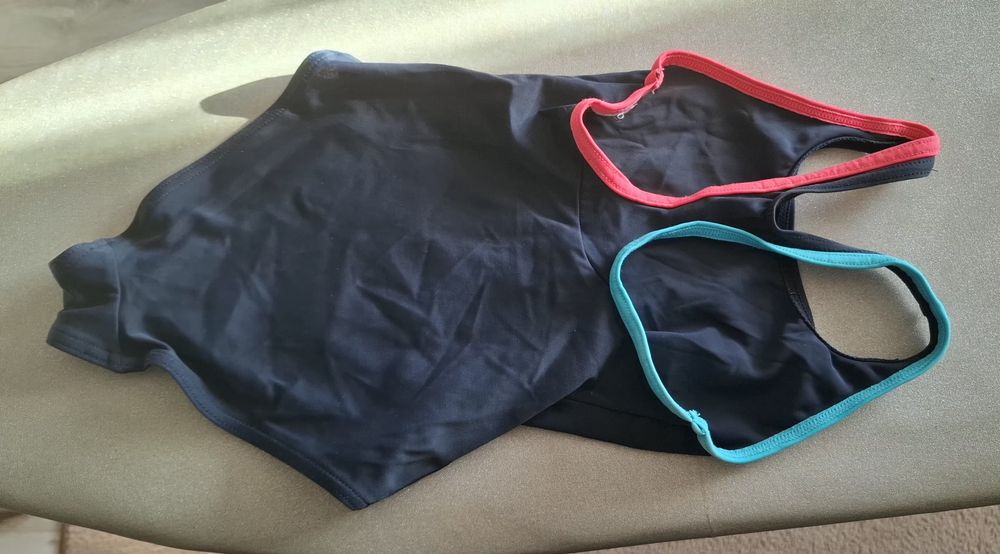 Strój kąpielowy jednoczęściowy