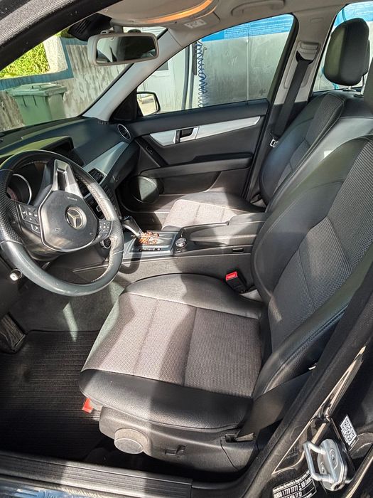 Mercedes 2014 em excelente estado