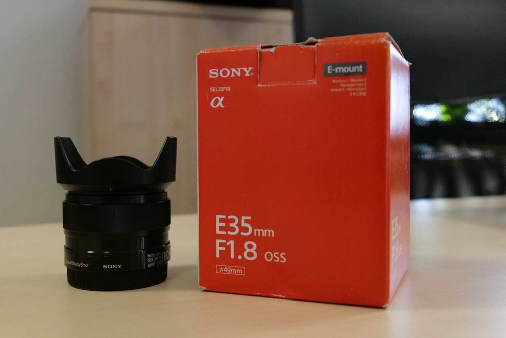 Obiektyw Sony 1.8 OSS 35mm