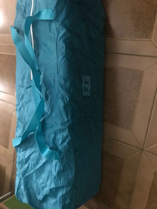 Cama de viagem de bebe