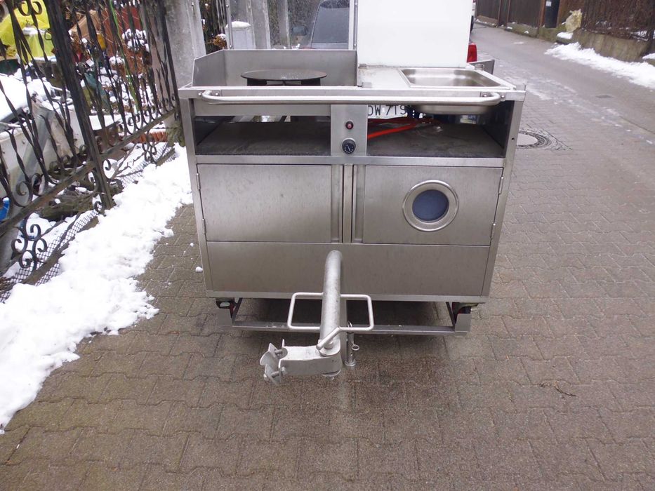 gastronomiczny wózek na lawecie