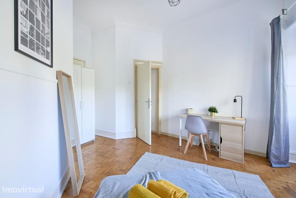 Quarto - localizado em Alameda Lisbon
