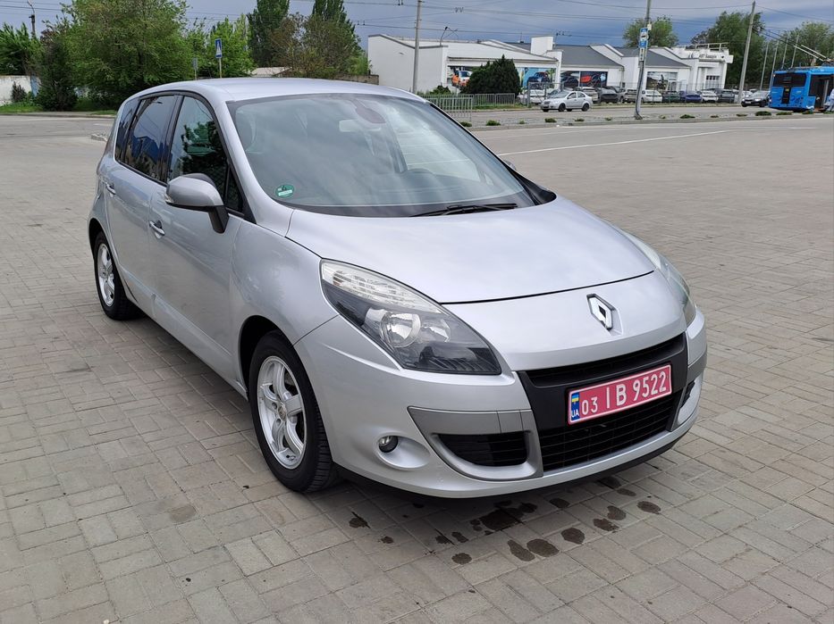 Renault Scenic 1.6 газ/бензин