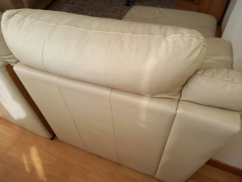 Sofá chaise longue amarelo torrado