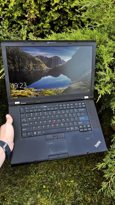 Lenovo ThinkPad T520 i5-2450M 8ГБ DDR3 320ГБ HDD 15.6” HD+