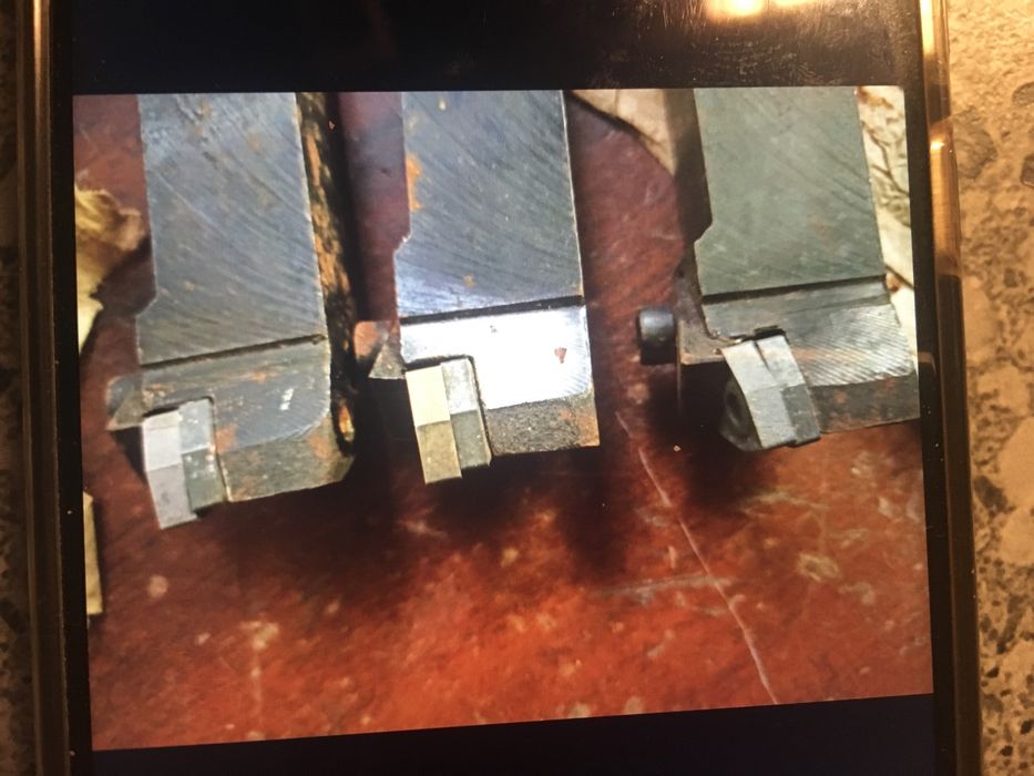 Токарный резец 25х25