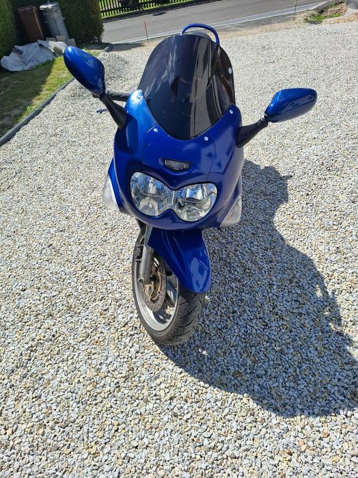 Suzuki GSX 600 FU
