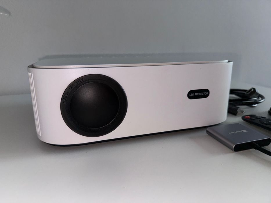 Projektor Zenwire YG550