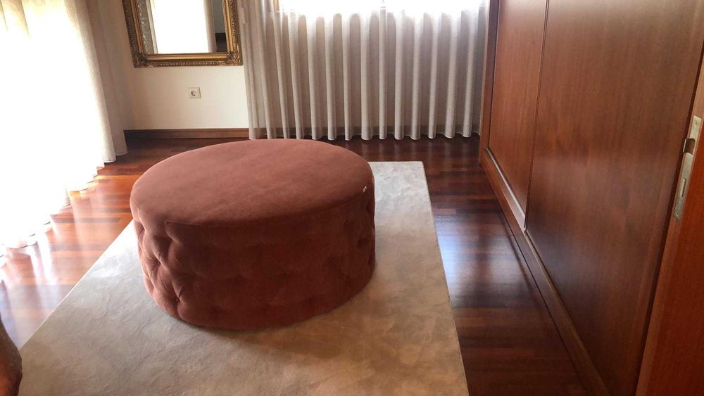 Puff redondo  como novo