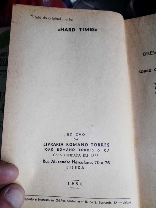 livros antigos charles dickens