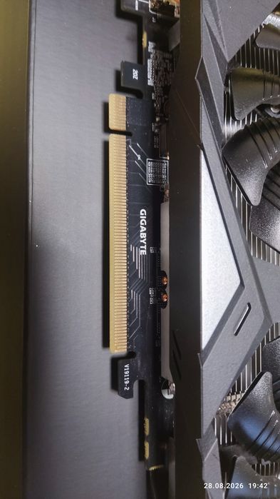 Продам відеокарту gigabyte geforce rtx 2060 windforce 6gb