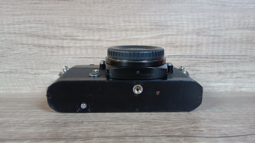 Плівкова камера Nikon Nikkormat EL