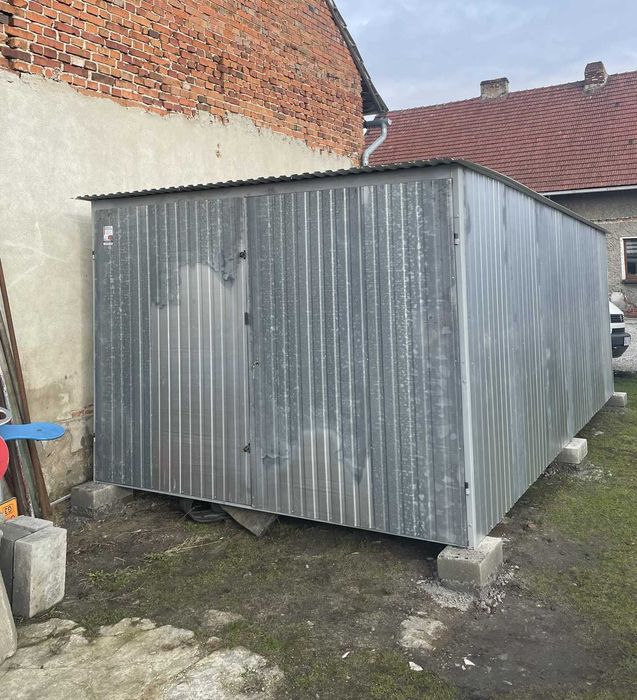 Garaż/schowek/3x5/II gatunek - ŚWIECIE