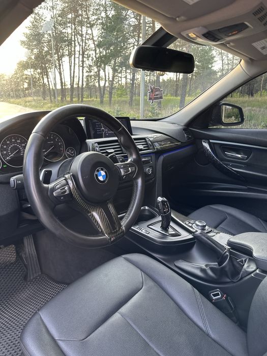 Продається BMW 328 на задньому приводі