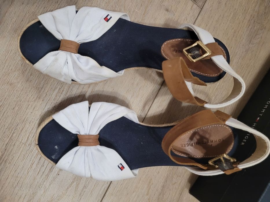 Tommy hilfinger espadryle sanały buty
