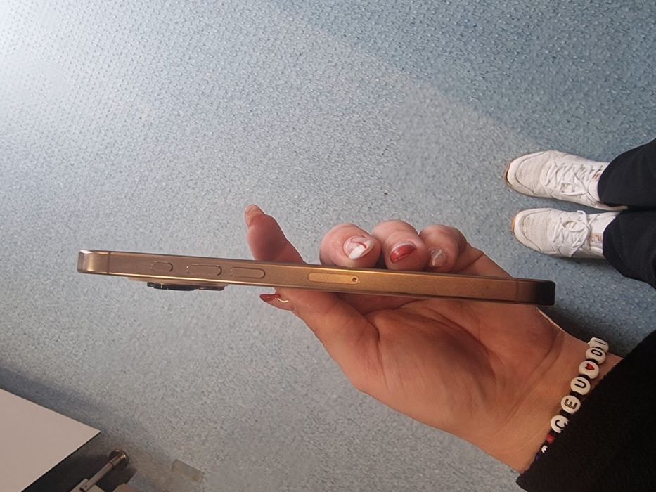 Vendo Iphone 16 Promax 256 gb