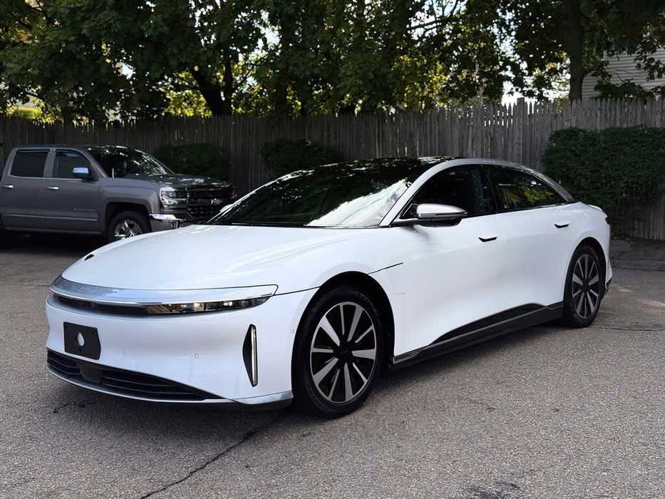 Lucid Air Grand Touring      2022