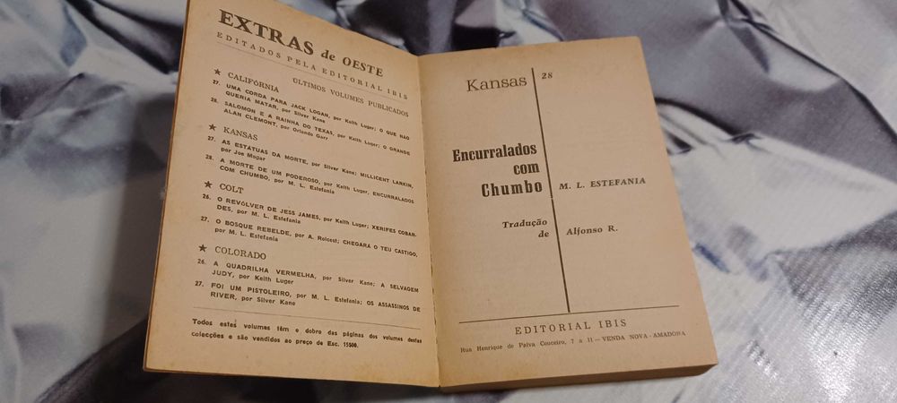 livros _Encurralados com Chumbo_A Morte de um Poderoso_