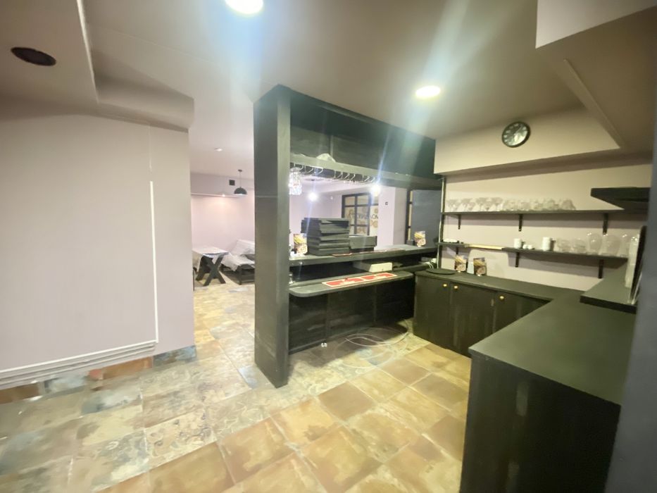 Продається комерційне приміщення.Терміново! 354 м². Офіси. ТЦ. 550$/м²