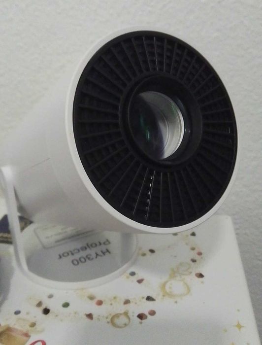 Projetor HY300 Android – Branco - Novo!!
