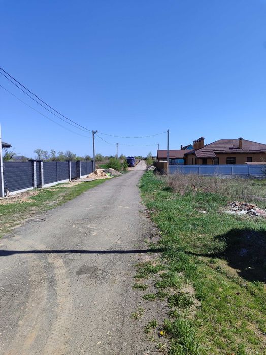 Продам 10 Соток Двосторонню Ділянку в Княжичах Шикарна  під Будинок