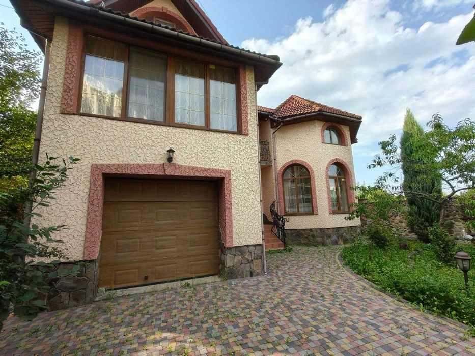 Продаж будинку вс. Чукалівка 250м2, ділянка 12 с. міські комунікації, асфальт, передмістя зупинка