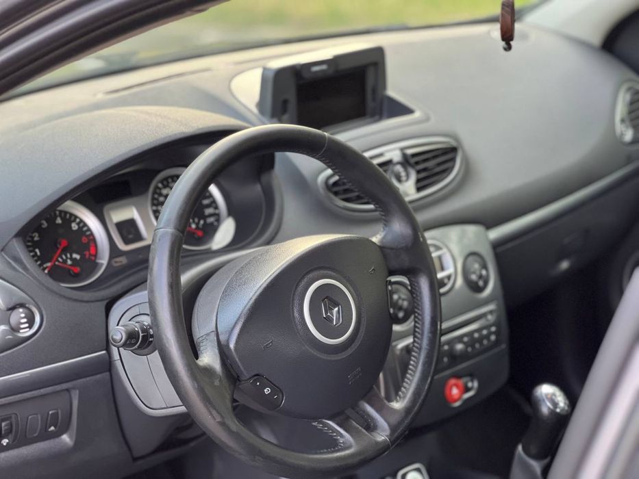 Продам Renault Кліо 2010 год